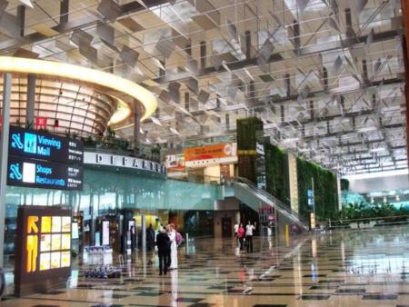 Changi được yêu mến tới nỗi người dân địa phương có thể ghé vào để dạo chơi ngay cả khi họ không đi máy bay.